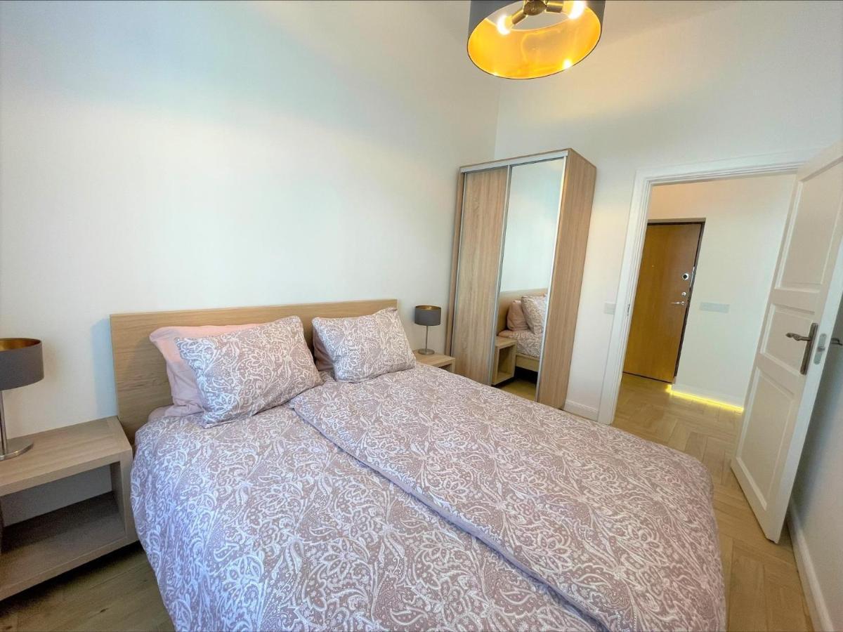 קובנה Picturesque Old Town Apartment With Charming Balcony מראה חיצוני תמונה