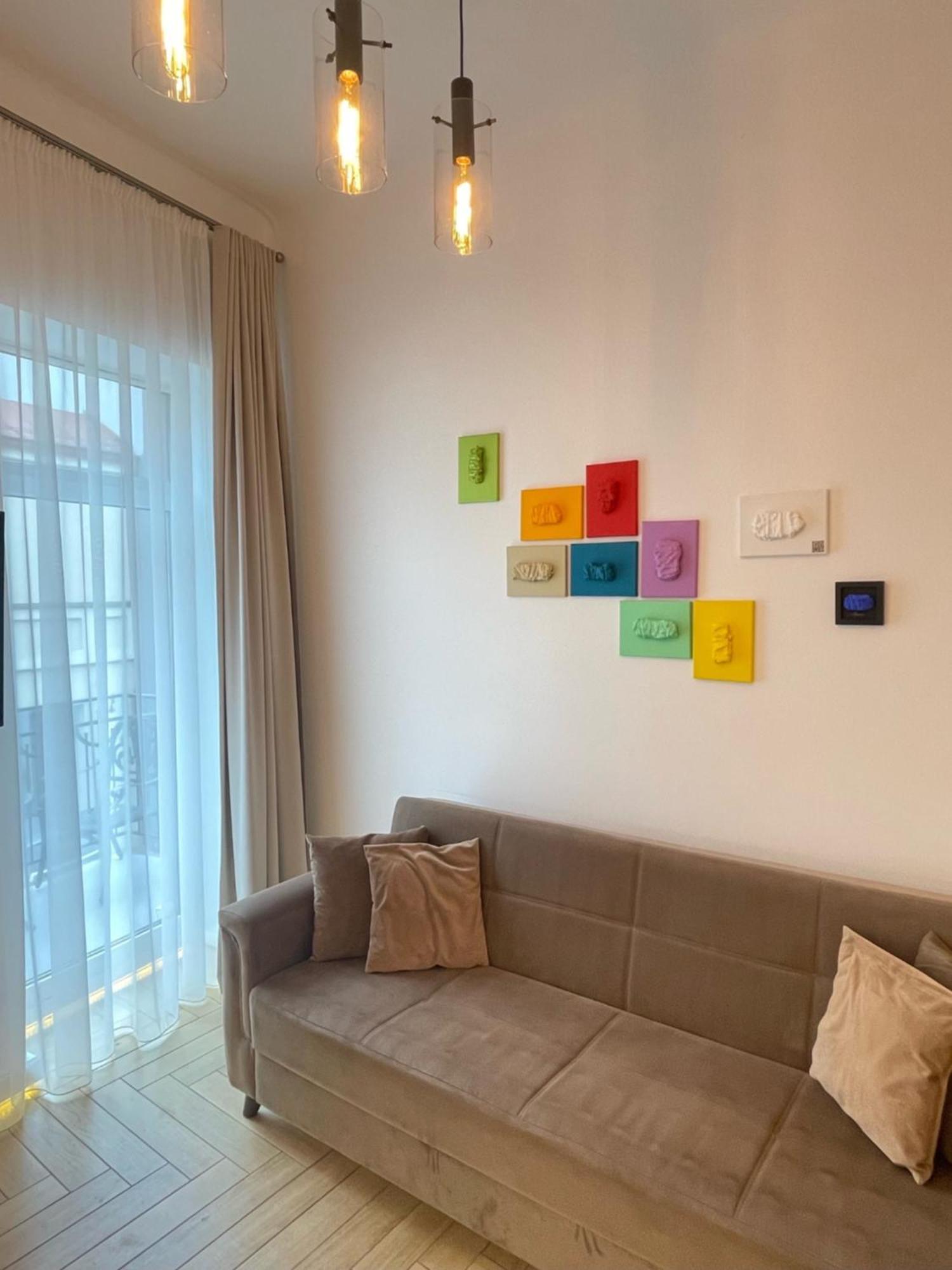 קובנה Picturesque Old Town Apartment With Charming Balcony מראה חיצוני תמונה